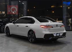 بي ام دبليو الفئة 7